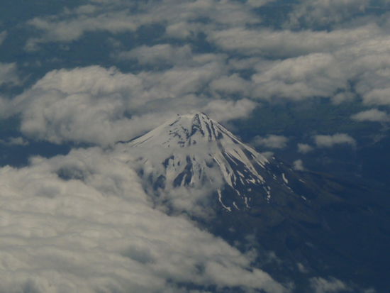 Mt. Taranaki auf dem Flug nach Auckland