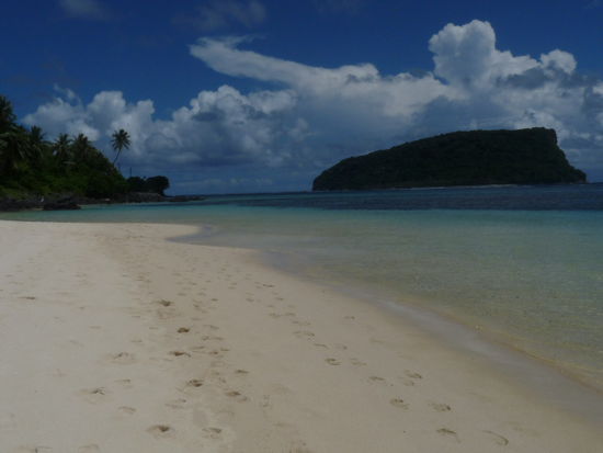 Der Lalomanu Beach mit vielen Spuren!!