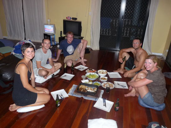 Jasmin, Tim, Mike, Pali und Claudia. Lecker Fisch!!!!!