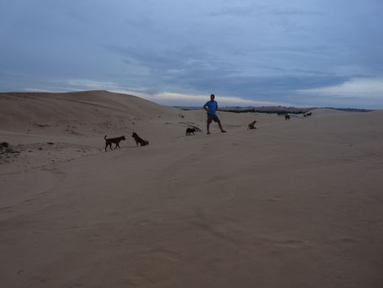 Matze mit den Hunden in den "White Dunes"