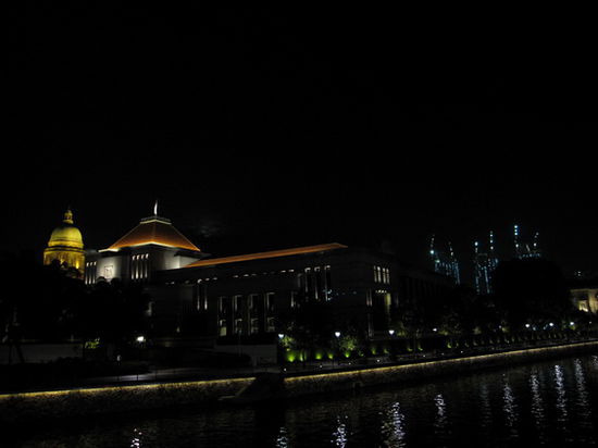 Am Clarke Quay