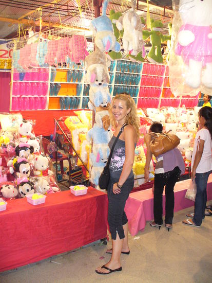 Luftballon treffen, war ebenso ein Hit hier.