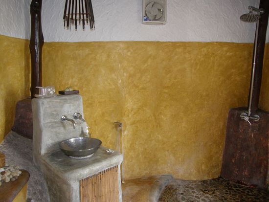 ein Teil des Badezimmers