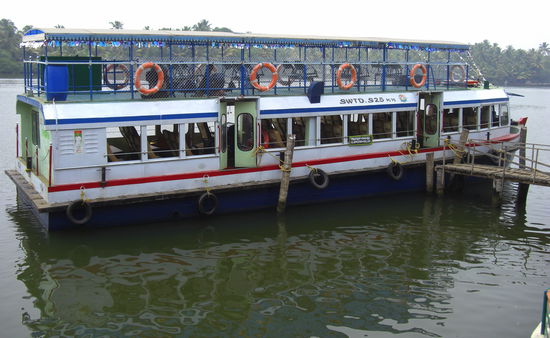 Touriboot von Kollam nach Alleppey