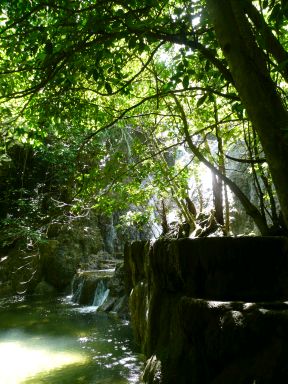 Wasserfall auf Moyo
