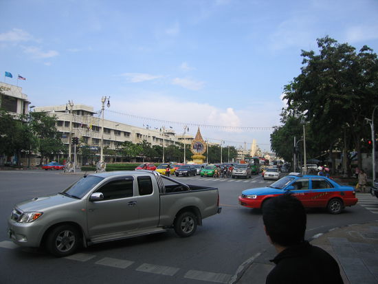 Strasse zwischen Hotel und KSR