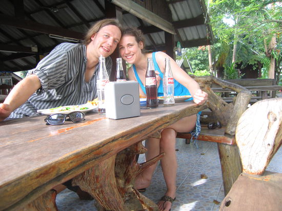 ganz lieben Gruss von uns an alle!!!!