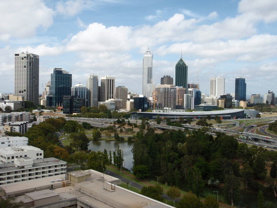 Perth - Bis auf die vielen Einbahnstrassen und die zu weit entfernten Supermaerkte eine super Stadt!