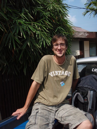 Tobi auf dem Pickup der in Koh Tao als Taxi diente