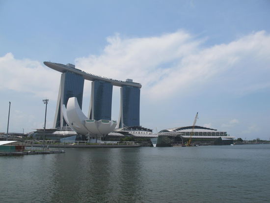 Ich war übrigens aufm Weg zur Marina Sands Bay, das war dies hier