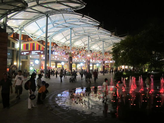 Nächtliche Eindrücke von Sentosa