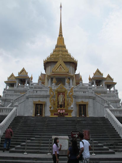 Das Wat Traimit