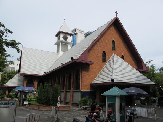 Die Kirche (Name weiß ich leider net)