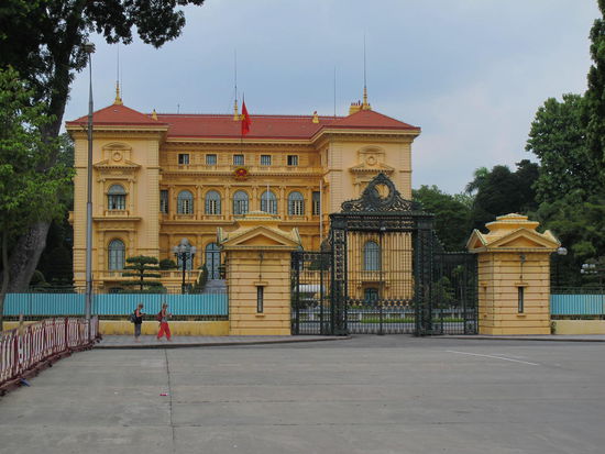 Ein Stück weiter weg und keine Sau störts...