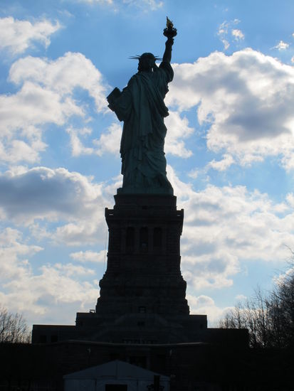 Die Freiheitsstatue von hinten