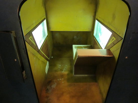 So sah es früher mal in der Kabine aus, da ists heut trotz Enge gemütlicher