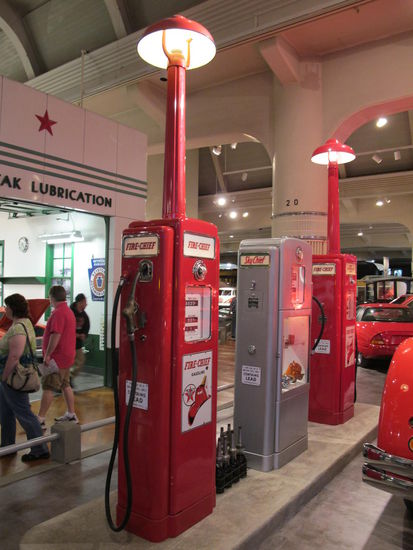 Oder auch ne alte Tankstelle