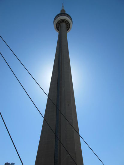 Er is so hoch, von Nahem bekommt man ihn gar net ganz drauf