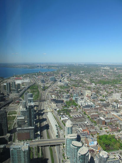 Irgendwo dahinten hab ich übernachtet  (halbe Stunde mitm Bus)