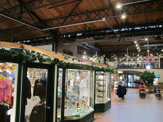 In einem Gebäude des Station Square