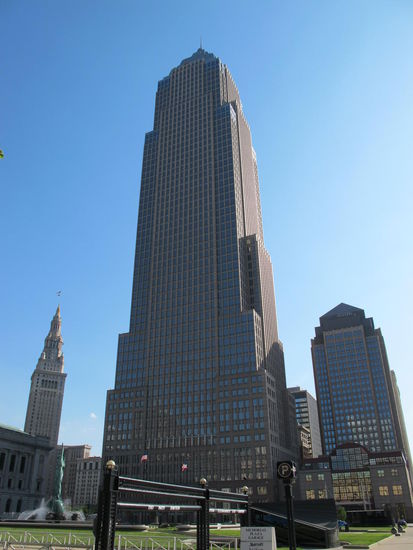 Ich weiß net genau wie es heißt, aber es is das höchste Gebäude in Cleveland