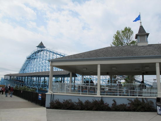 Das is die zweite Bahn (man bekommt sie immer schlecht ganz drauf, auf Grund der Größe)