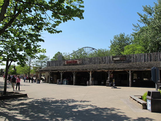 Kleine Westernstadt neben Mean Streak
