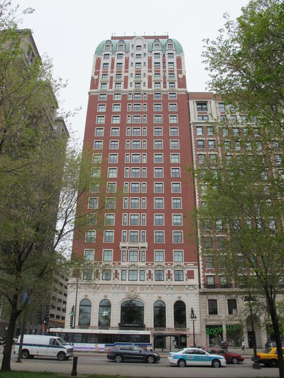 An der South Michigan Ave