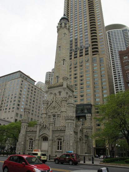 Water Tower bei trockenem Wetter