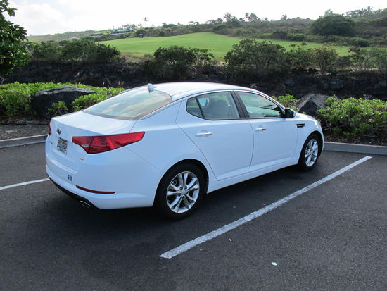 Achja meine Karre, ein Kia. Is aber net schlecht des Ding