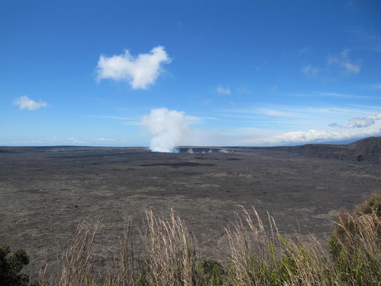 Der rauchende/dampfende Halema'uma'u