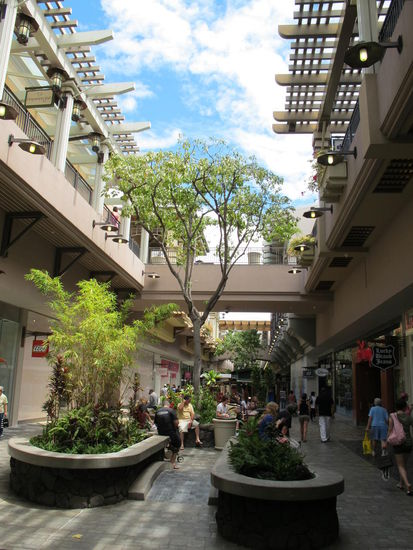 Im Ala Moana Center