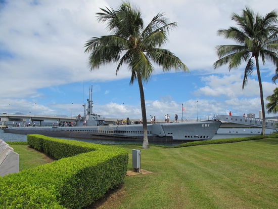 USS Bowfinger, das U-Boot war z.B. ein Schiff, das man besichtigen konnte, für extra Geld natürlich