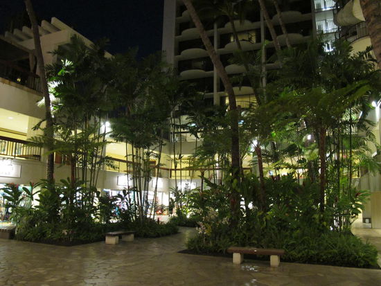 Aufm Weg zum Essen durchs Marriott Resort