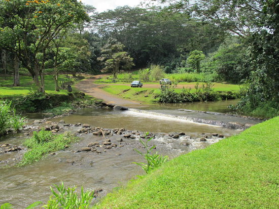 Da drüben geht die Straße weiter