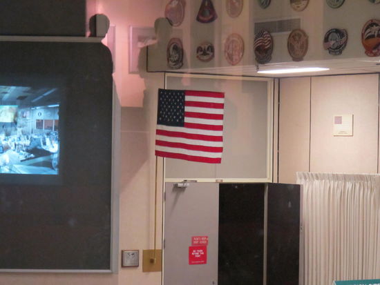 Die Fahne war scho zweimal aufm Mond