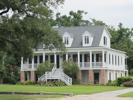 Schönes Haus mit Sicht aufs Meer