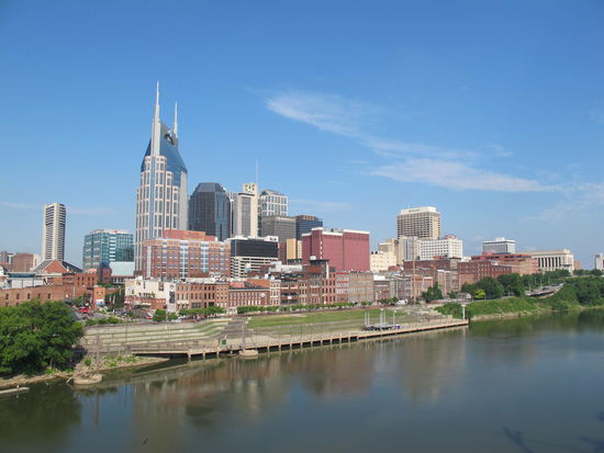 Downtown von der Brücke bei besserem Licht