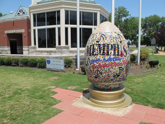 Neben dem Parkplatz war auch gleich ein Tennessee/Memphis Welcome Center