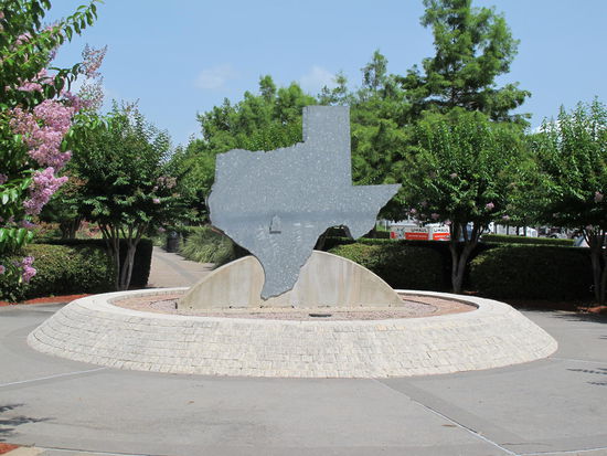 Vor der Welcome Info