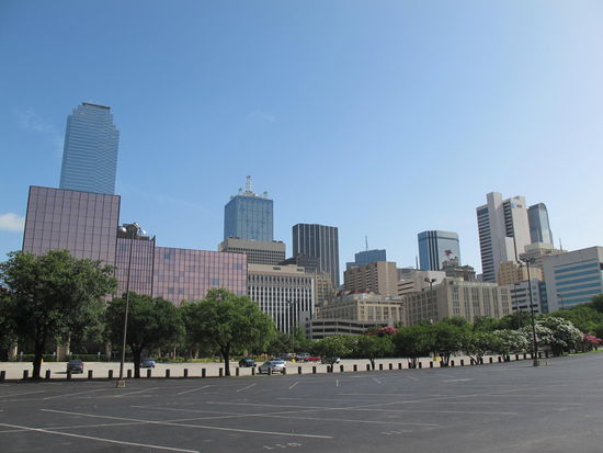 Erster Blick auf Downtown, nachdem das Auto geparkt ist