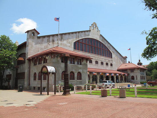 Das Cowboy Coliseum für die Rodeos