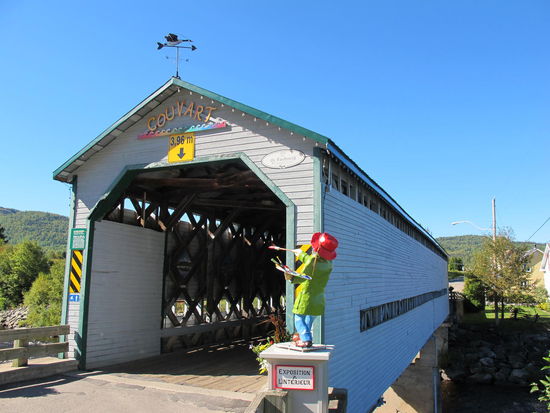 Überdachte Brücke in L'Anse-Saint-John
