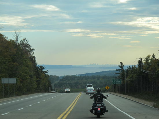 Am Horizont ist scho Québec City zu erkennen (Die kleinen "Türmchen")