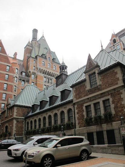 Im Innenhof des Château Frontenac