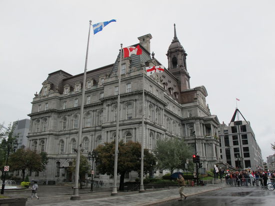 Rathaus von der Seite