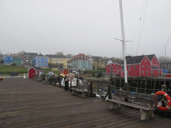 Ein Teil von Lunenburg aus der Hafensicht