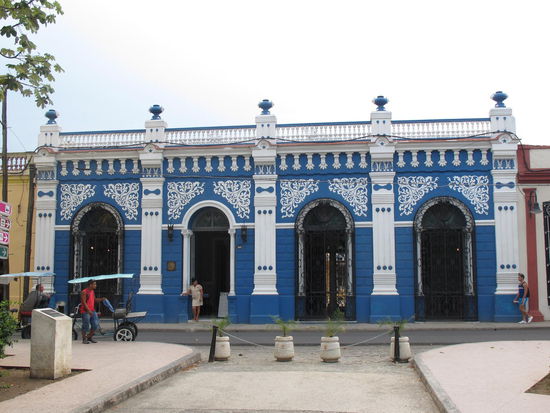 Am Parque Ignacio Agramonte