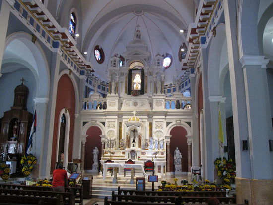 Das Innere der Basilika