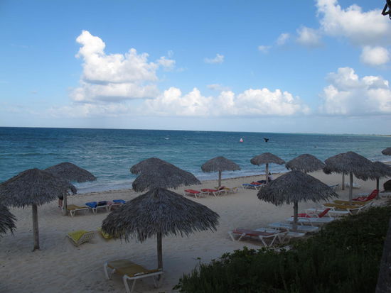 Der Strand der Hotelanlage